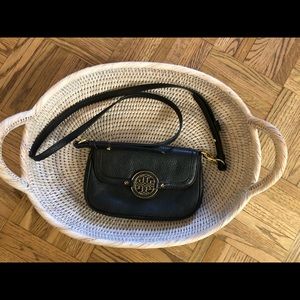 Tory Burch purse with magnetic snap